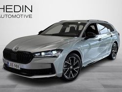 Harmaa Käytetty 2025 Skoda Superb SportLine Farmari | 48 500 €