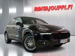 Käytetty 2015 Porsche Cayenne S E-Hybrid Katumaasturi | 28 400 €
