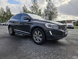 Harmaa Käytetty 2016 Volvo XC60 Summum Katumaasturi | 22 800 € (Hyvä tarjous)