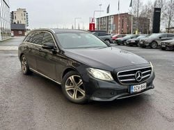 Musta Käytetty 2019 Mercedes E200 Avantgarde Farmari | 24 900 € (Perustarjous)