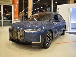 Käytetty 2022 BMW iX Katumaasturi | 47 900 € (Hyvä tarjous)