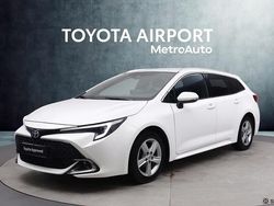 Valkoinen Käytetty 2023 Toyota Corolla Edition Farmari | 27 480 € (Perustarjous)