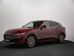 Punainen Käytetty 2017 Maserati Levante Katumaasturi | 59 900 €