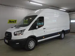 Valkoinen Käytetty 2024 Ford Transit Trend Van | 39 700 € (Kallis)