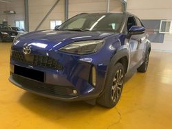 Käytetty 2023 Toyota Yaris Cross Design Katumaasturi | 28 290 € (Perustarjous)