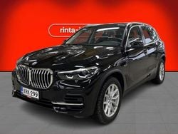 Musta Käytetty 2022 BMW X5 Katumaasturi | 50 800 € (Supertarjous)