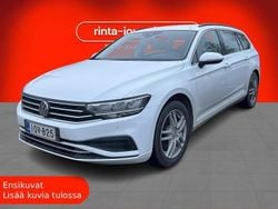 Valkoinen Käytetty 2021 VW Passat Business Farmari | 27 390 € (Kallis)