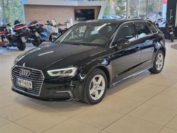 Musta Käytetty 2020 Audi A3 Sportback e-tron Business Viistoperä | 22 890 € (Perustarjous)