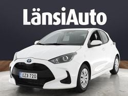 Valkoinen Käytetty 2023 Toyota Yaris Hybrid Active Viistoperä | 18 150 € (Hyvä tarjous)