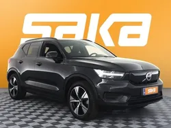 Käytetty 2022 Volvo XC40 Core Katumaasturi | 28 880 € (Perustarjous)