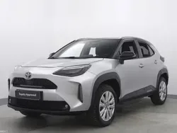 Hopea Käytetty 2022 Toyota Yaris Cross Katumaasturi | 30 900 € (Perustarjous)