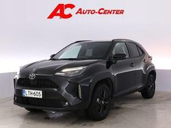 Musta Käytetty 2025 Toyota Yaris Cross Plus Katumaasturi | 33 490 € (Perustarjous)