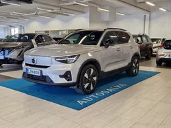 Harmaa Käytetty 2023 Volvo XC40 Plus Katumaasturi | 45 900 € (Kallis)