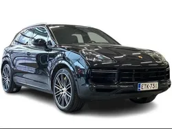 Musta Käytetty 2020 Porsche Cayenne Turbo S Sport Katumaasturi | 95 800 €
