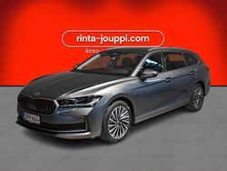 Harmaa Uusi 2025 Skoda Superb LAURIN & KLEMENT Farmari | 52 900 € (Kallis)