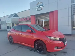 Punainen Käytetty 2023 Nissan Leaf N-Connecta Viistoperä | 21 900 € (Perustarjous)