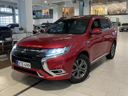 Käytetty 2019 Mitsubishi Outlander P-HEV Edition Katumaasturi | 21 900 € (Supertarjous)