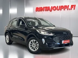 Met. musta Käytetty 2023 Ford Kuga Titanium Katumaasturi | 26 990 € (Perustarjous)
