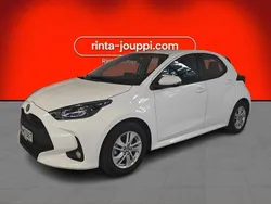 Valkoinen Käytetty 2023 Toyota Yaris Hybrid Active Viistoperä | 21 780 € (Perustarjous)