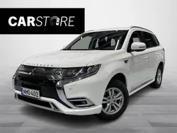 Valkoinen Käytetty 2019 Mitsubishi Outlander P-HEV Edition Katumaasturi | 17 980 € (Hyvä tarjous)