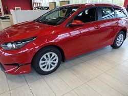 Uusi 2025 Kia Ceed Sportswagon LX Farmari | 27 990 € (Perustarjous)
