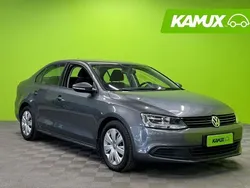 Käytetty 2011 VW Jetta Sedan | 11 890 € (Hieman kallis)