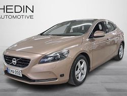 Ruskea Käytetty 2012 Volvo V40 Momentum Viistoperä | 11 900 € (Perustarjous)