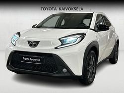 Valkoinen Käytetty 2024 Toyota Aygo X Multidrive S Katumaasturi | 16 890 € (Hieman kallis)