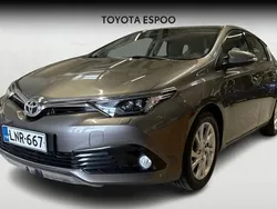 Harmaa Käytetty 2017 Toyota Auris Active Viistoperä | 13 590 € (Hyvä tarjous)