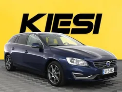 Käytetty 2014 Volvo V60 Ocean Race Farmari | 16 890 € (Hieman kallis)