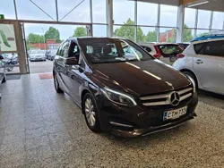 Ruskea Käytetty 2015 Mercedes A200 Business Tila-auto | 13 900 € (Supertarjous)