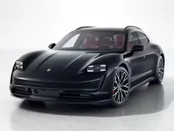 Muu Käytetty 2023 Porsche Taycan 4S Cross Turismo Sedan | 94 800 € (Perustarjous)