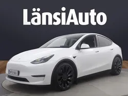 Käytetty 2022 Tesla Model Y Performance Katumaasturi | 38 760 € (Perustarjous)