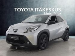 Hopea Käytetty 2023 Toyota Aygo X Multidrive S Katumaasturi | 15 590 € (Perustarjous)