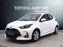 Valkoinen Käytetty 2023 Toyota Yaris Active Viistoperä | 21 990 € (Perustarjous)