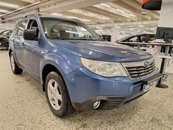 Sininen Käytetty 2009 Subaru Forester Katumaasturi | 17 900 € (Hieman kallis)