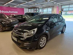 Käytetty 2016 Kia Rio EX Viistoperä | 10 390 € (Perustarjous)
