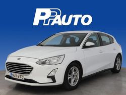 Valkoinen Käytetty 2018 Ford Focus Trend Viistoperä | 11 880 € (Hieman kallis)