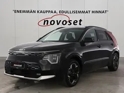 Musta Käytetty 2024 Kia e-Niro 3 Katumaasturi | 36 770 € (Hieman kallis)