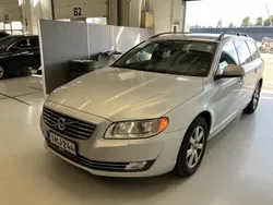 Käytetty 2014 Volvo V70 Momentum Farmari | 12 490 € (Hyvä tarjous)