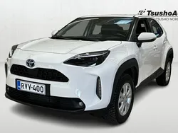 Valkoinen Käytetty 2024 Toyota Yaris Cross Active Katumaasturi | 27 990 € (Perustarjous)