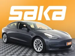 Käytetty 2021 Tesla Model 3 Long Range Sedan | 30 790 € (Hieman kallis)