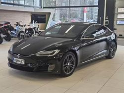 Musta Käytetty 2017 Tesla Model S Viistoperä | 19 780 € (Perustarjous)