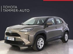 Ruskea (beige) Käytetty 2024 Toyota Yaris Cross Active Katumaasturi | 27 480 € (Perustarjous)