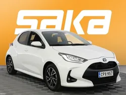 Käytetty 2022 Toyota Yaris Hybrid Style Viistoperä | 20 790 € (Perustarjous)