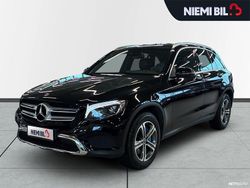 Käytetty 2017 Mercedes GLC350 Business Katumaasturi | 17 890 € (Perustarjous)