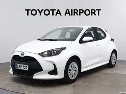 Valkoinen Käytetty 2022 Toyota Yaris Active Viistoperä | 19 890 € (Perustarjous)