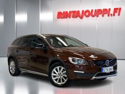 Käytetty 2017 Volvo V60 CC Momentum Farmari | 17 880 € (Perustarjous)