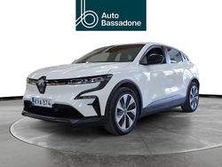 Valkoinen Käytetty 2022 Renault Mégane Evolution Viistoperä | 25 880 € (Perustarjous)