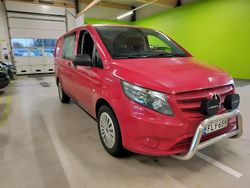 Punainen Käytetty 2016 Mercedes Vito Van | 26 900 € (Hyvä tarjous)
